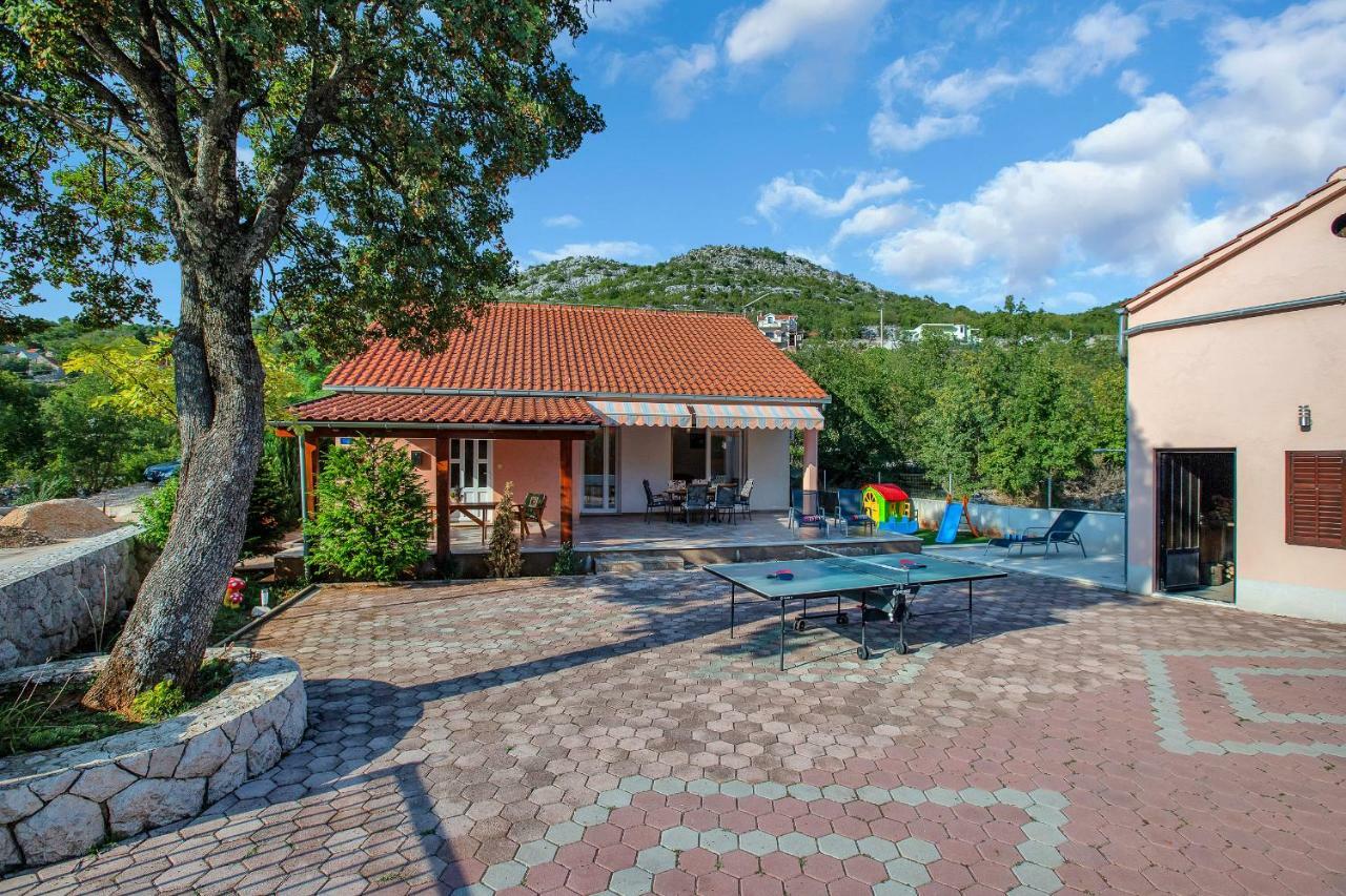 Villa Zvonimir Zagvozd Eksteriør billede