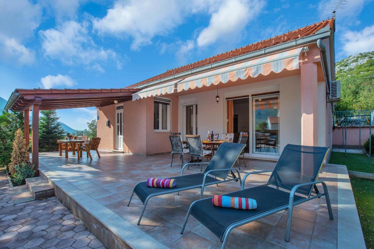 Villa Zvonimir Zagvozd Eksteriør billede